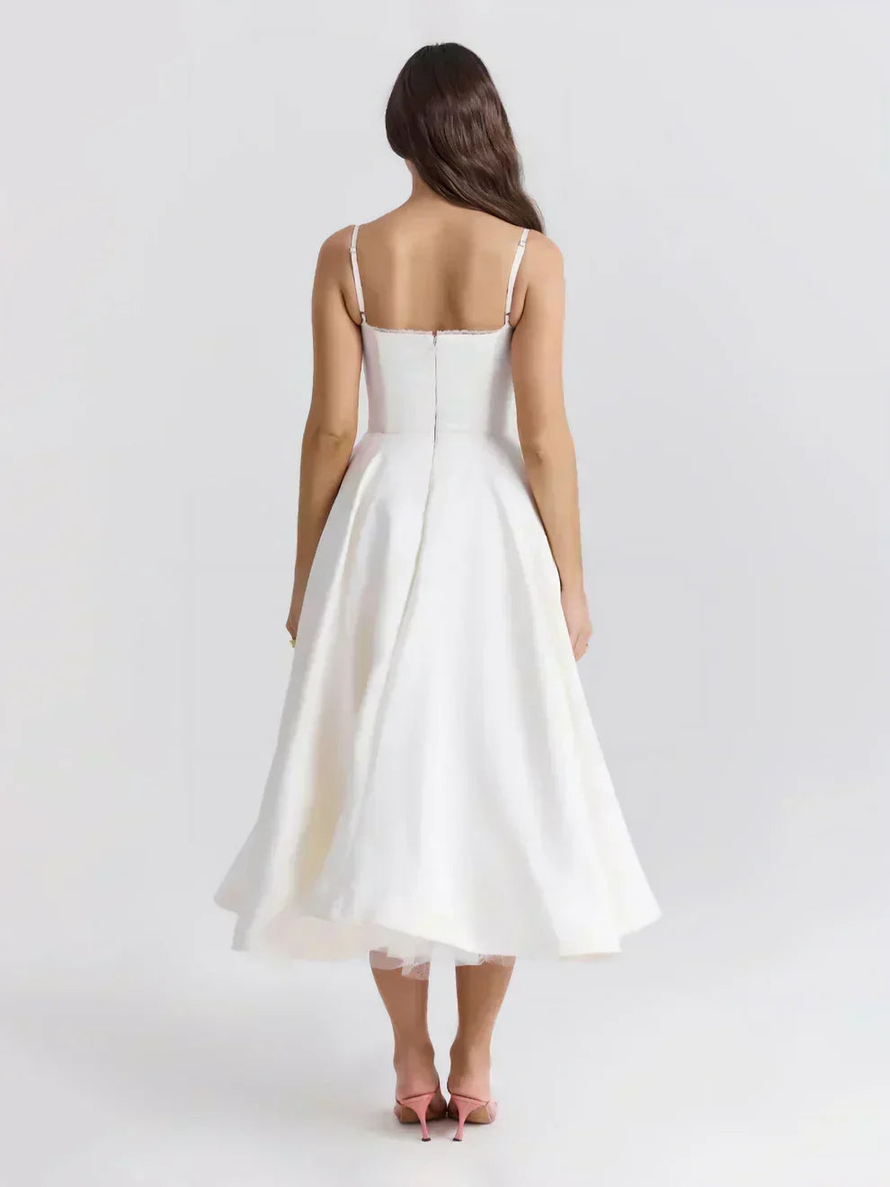 Ausgestelltes Abendkleid
