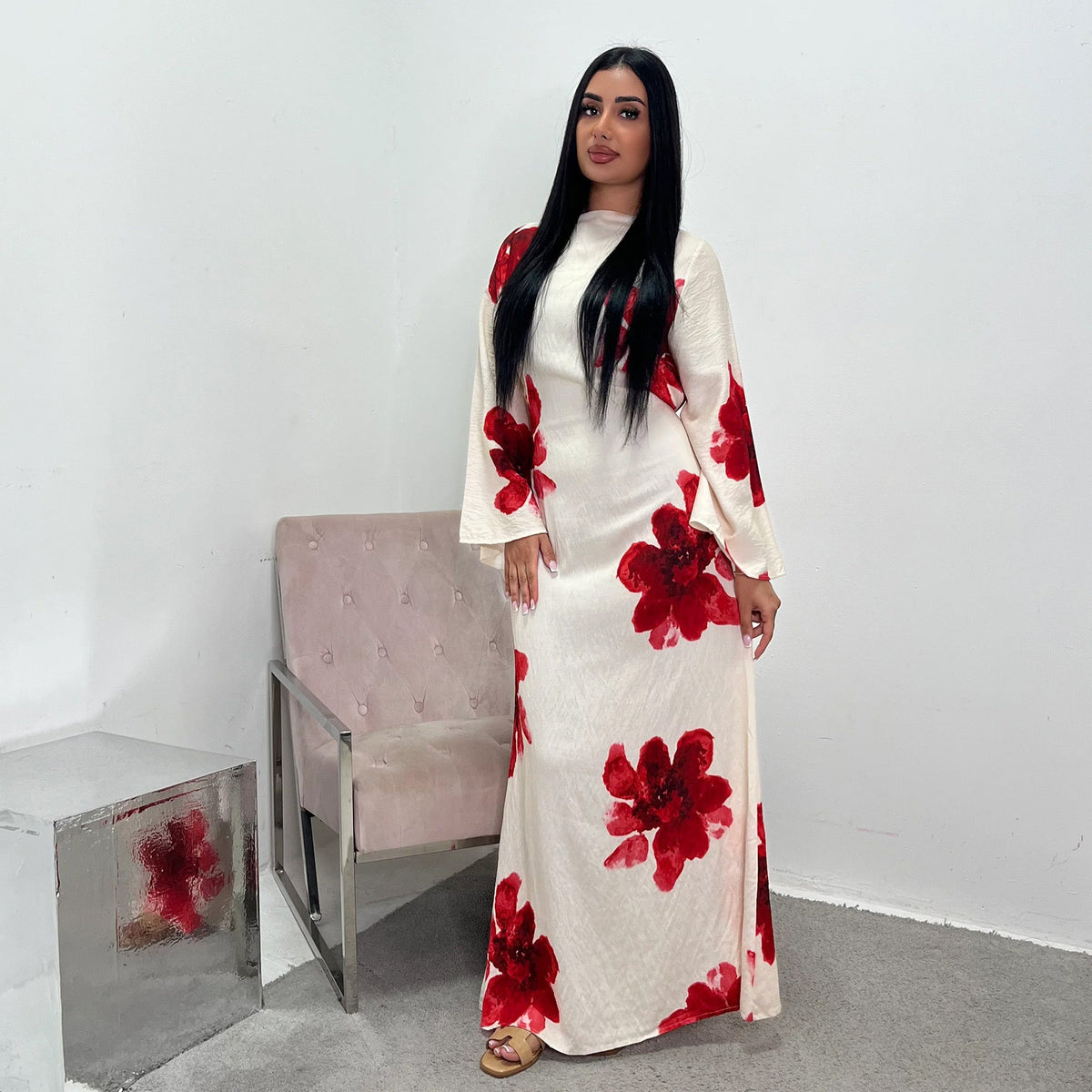 Abaya mit Blumenmuster